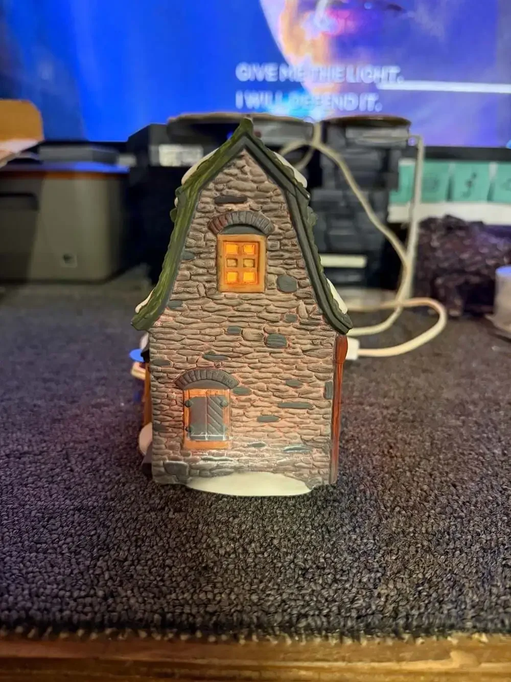 Department 56 Heritage Village Collection Dickens' Village Series White Horse Ba